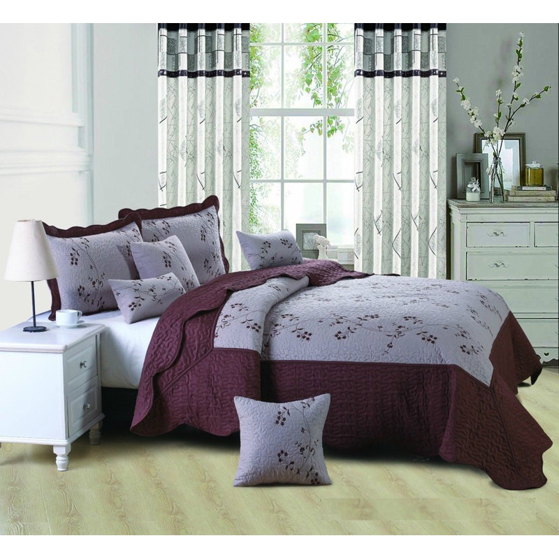 Printed Bedspread Set with Vintage Floral Patchwork Design, Soft Microfiber Coverlet Set with Matching Pillow Shams for All Seasons
