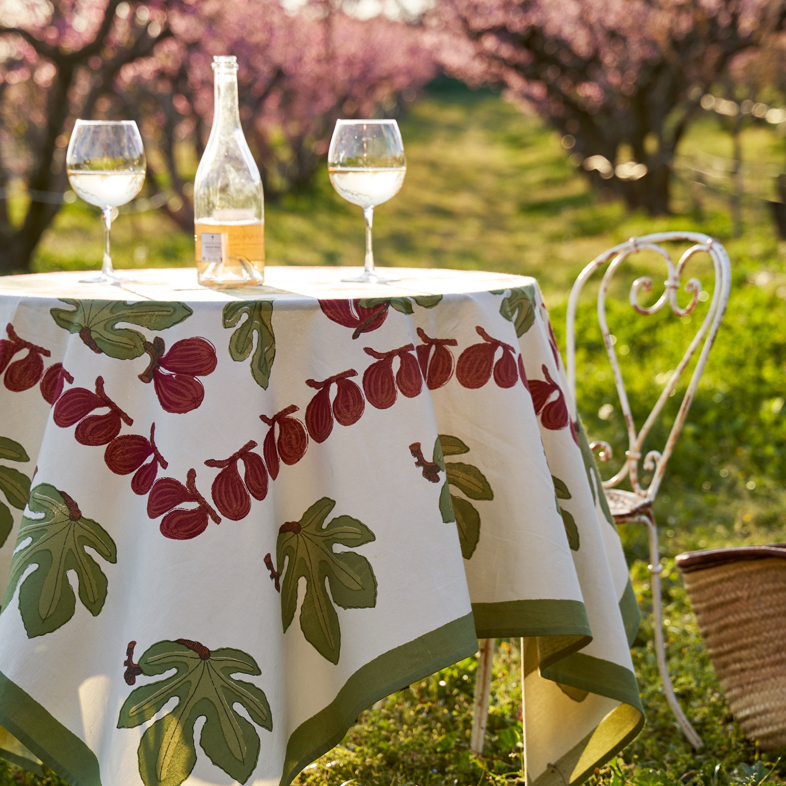 Debarata Floral Tablecloth, 59" x 59"