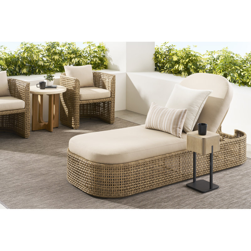 Bliss Outdoor Lounge Chair, Trippy Coconut