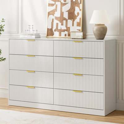 Commode cannelée pour chambre à coucher avec 8 tiroirs, commode moderne de 55 po de largeur avec poignée en métal