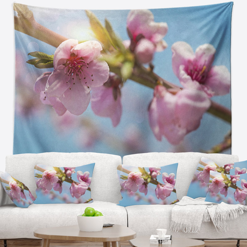 Tapisserie tige de fleur de pêcher, H 68 po x l 80 po