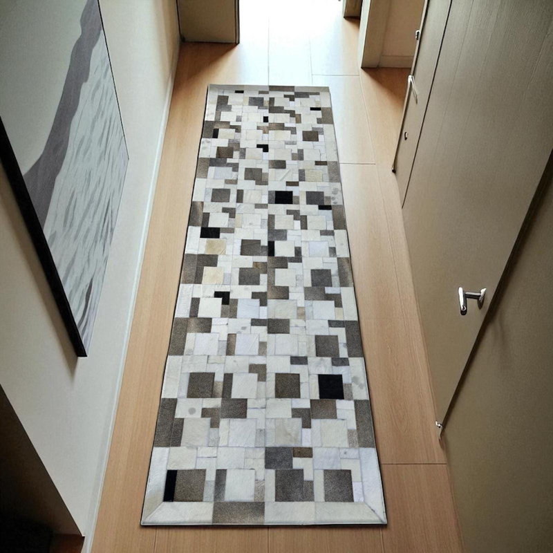 Tapis blanc en cuir de vache gris, tapis en cuir patchwork pour la décoration intérieure, Tapis de couloir 2 pi x 6 pi