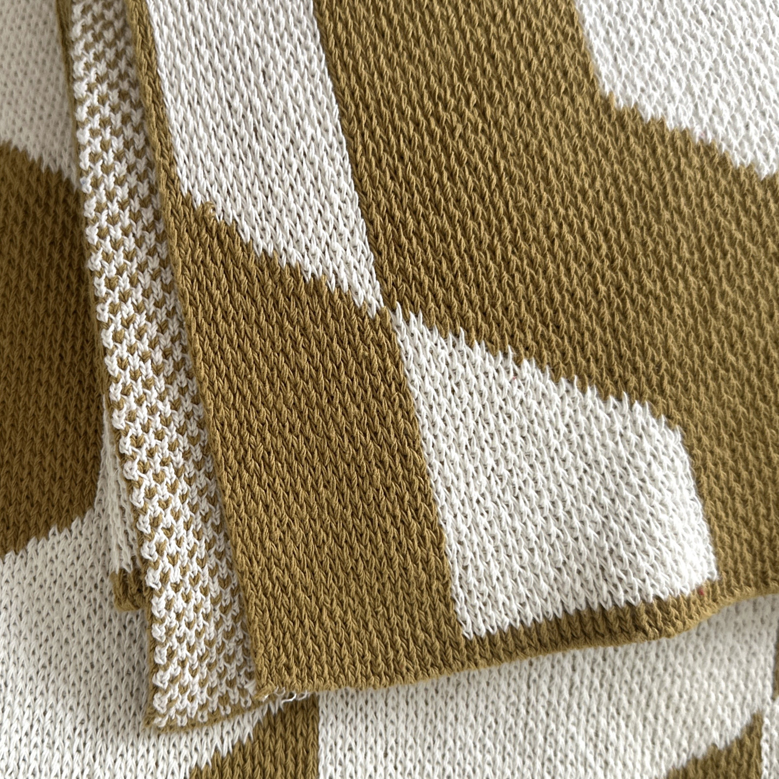 Zagg Knit Throw Blanket, Gold/Ivory