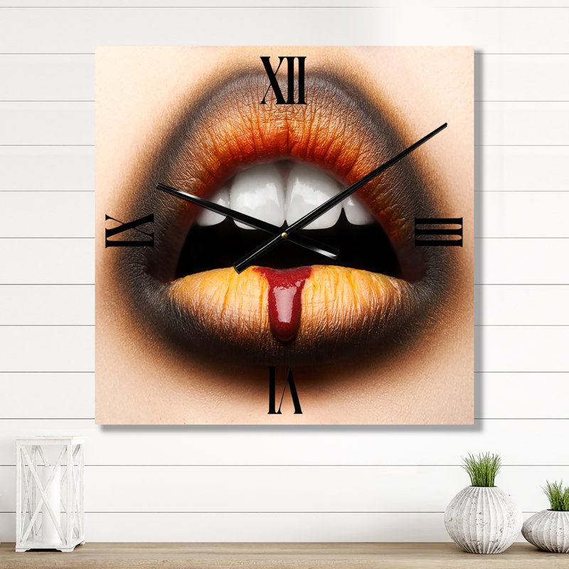 Horloge murale moderne, Moyen