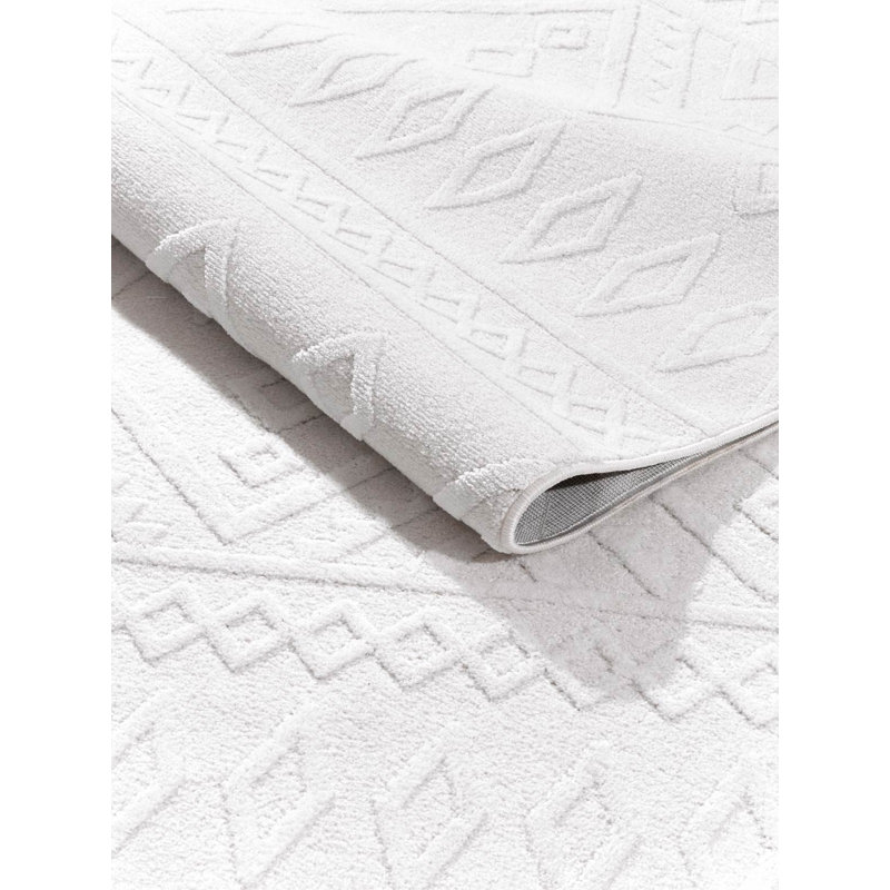 Gosnold Geometric Shapes Machine Made Indoor / Outdoor Area Rug, Rectangle 5'3" x 7'6"