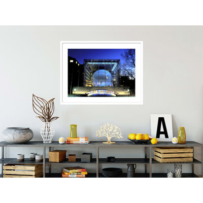 «Rose Center for Earth and Space» par Anonyme - Impression giclée encadrée