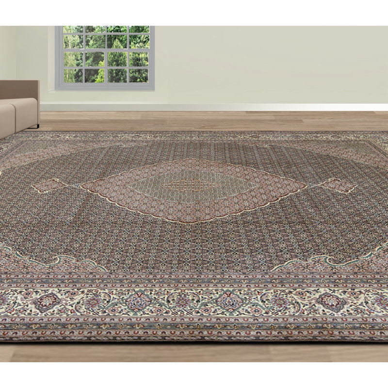Tapis vert et beige noué à la main de haute qualité