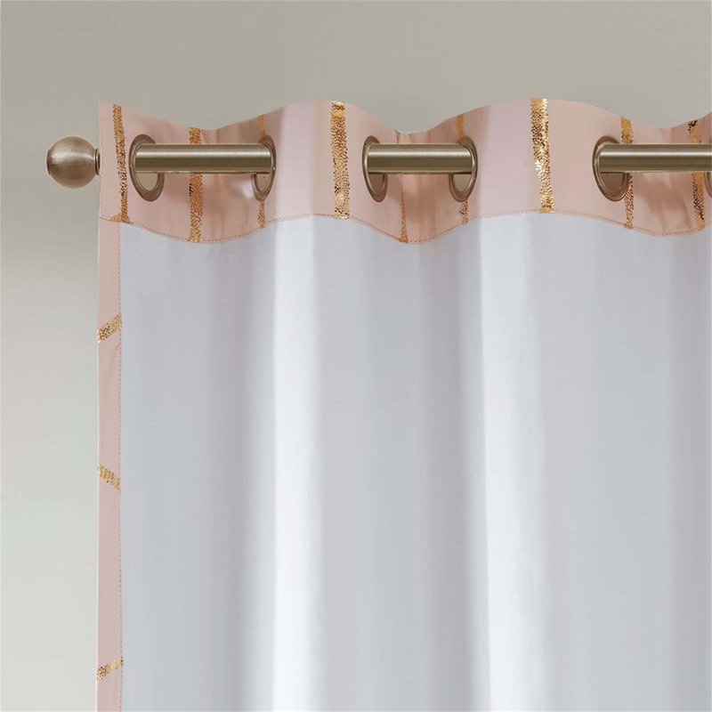 Panneau de rideau simple occultant Lilyah, L 50 po x L 84 po, Rosé / doré