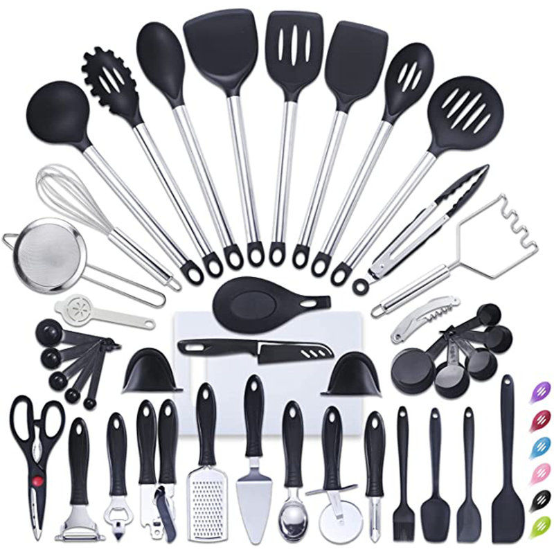 Beyond 42 Utensil Set, Black