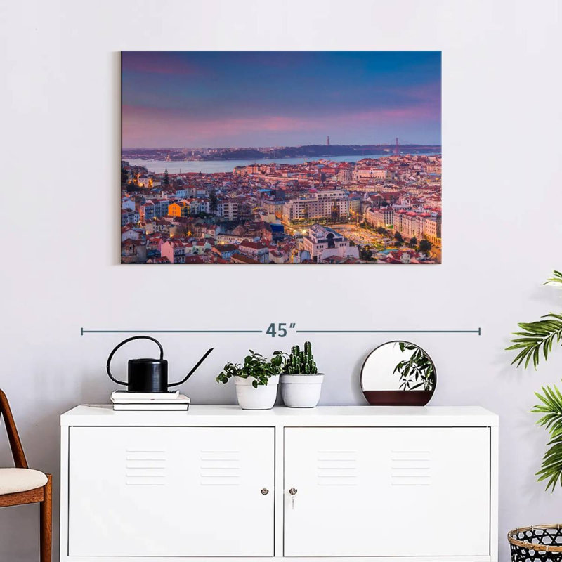 Nicci Lisbon Morning Scenery, H 24 po x l 36 po