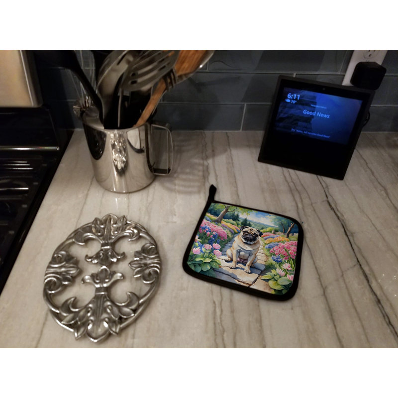 Caroline's Treasures Floral Polyester Potholder Set