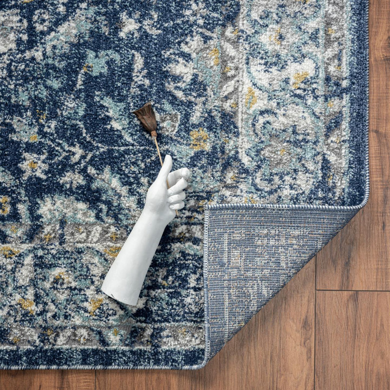 Iser Oriental Indoor Rug