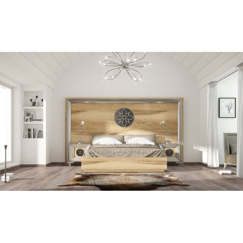 Annalya Bedor103 Chambre, Très grand