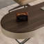 Bureau moderne en similicuir brun noisette