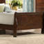 Lit-bateau classique de style Louis Philipe-647175376-647175389