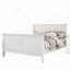 Grand lit blanc-286744299