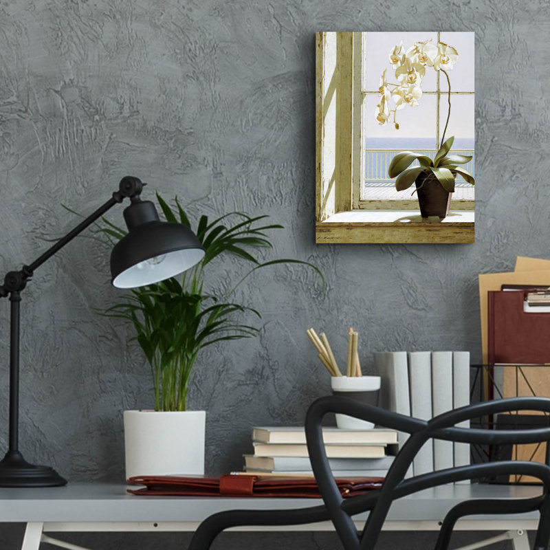 «Flower In Window» par Zhen-Huan Lu, H 16 po x l 12 po x P 0,13 po