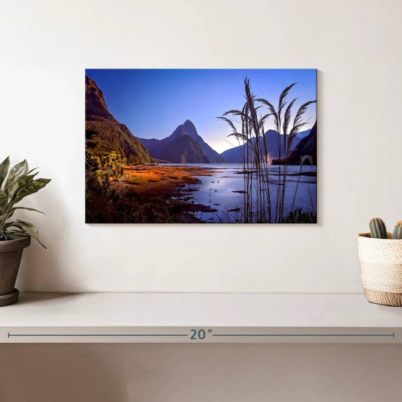Milford Sound, lever du jour, H 8 po x l 12 po