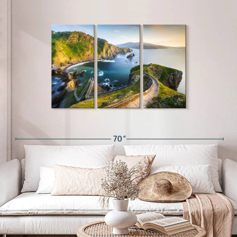 Alvord Gaztelugatxe Stairs, H 28 po x l 45 po