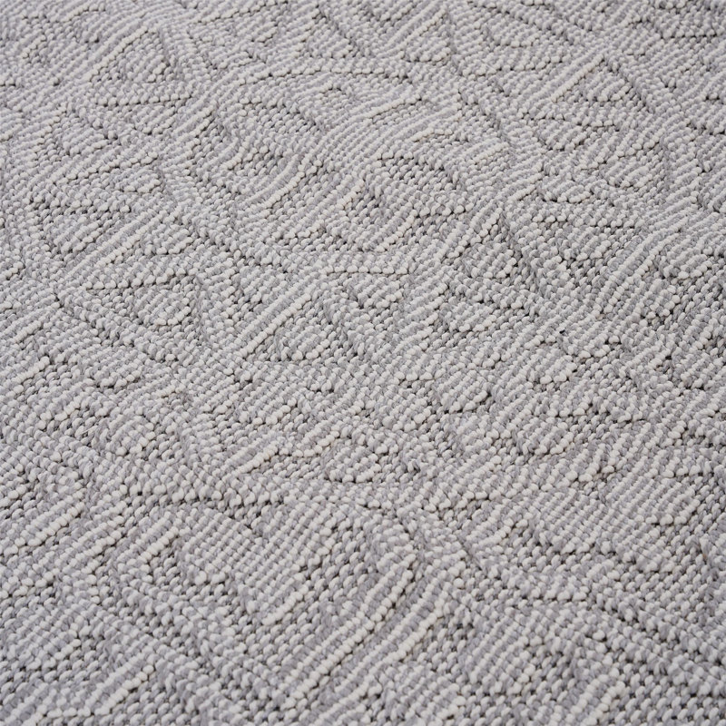 Machine-Woven Rug, Indoor Outdoor Area Rug, Runner 2'2" x 8'