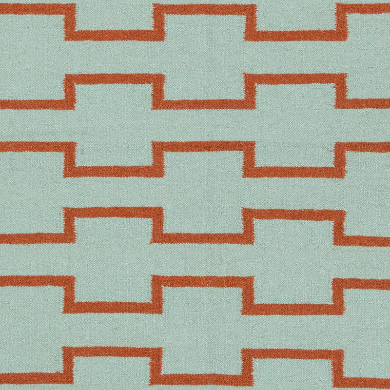 Tapis en laine et en coton à chevrons tissé à plat à la main à motif géométrique vert et orange Chevella, 7 pi x 10 po