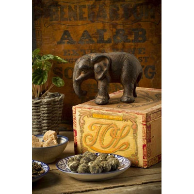 Gerharda Animals Figurines & Sculptures