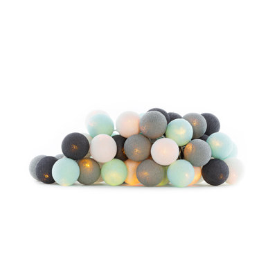 149'' Globe String Lights