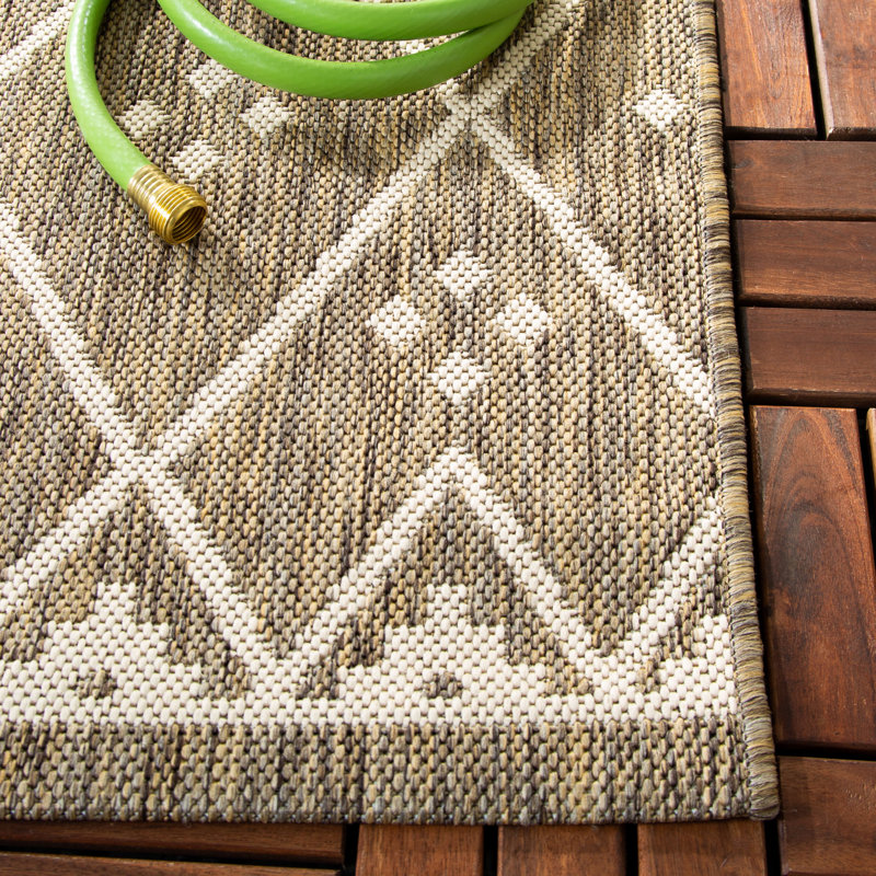 Arneshia Striped Navy/Gray Indoor/Outdoor Area Rug, Round 6'7"