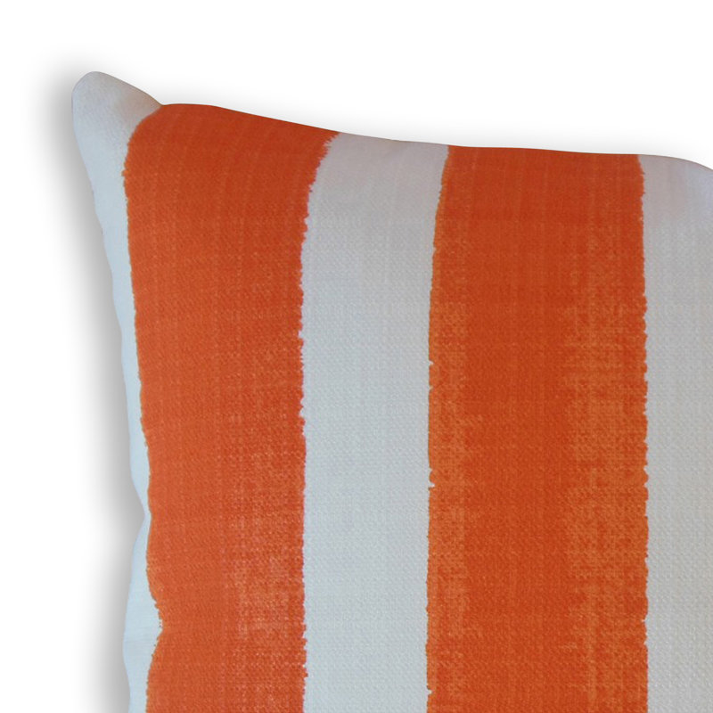 Housse de coussin intérieure / extérieure en polyester orange Nico, 26 po x 26 po, Blanc / orange, Plumes