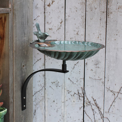 Scallop Shell Birdbath with Wall Mount Bracket