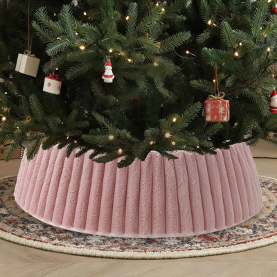 Luxury Soft Faux Fur Christmas Tree Collar Ring - Striped Textured Design - Collapsible Tree Stand Base Cover - Easy Setup & Storage - Fits 23–28 in