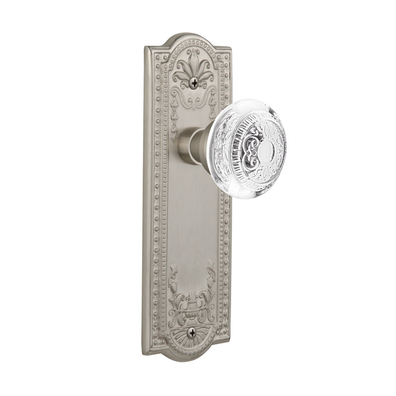 Plaque Meadows avec œuf en cristal et bouton de fléchettes, Nickel satiné
