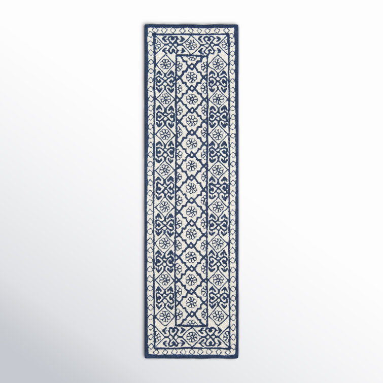 Agathe Floral Handmade Tufted Wool Blue/White Area Rug