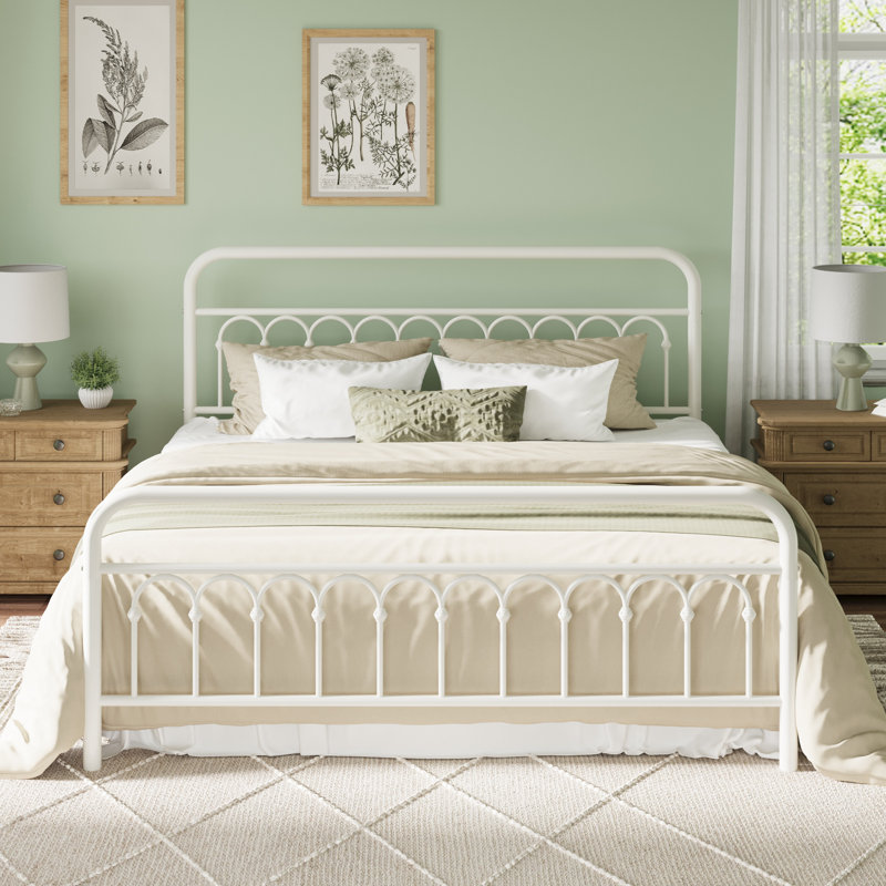 Vintage Style Metal Platform Bed Frame With Arch-Design Headboard And Footboard, Ivory, King