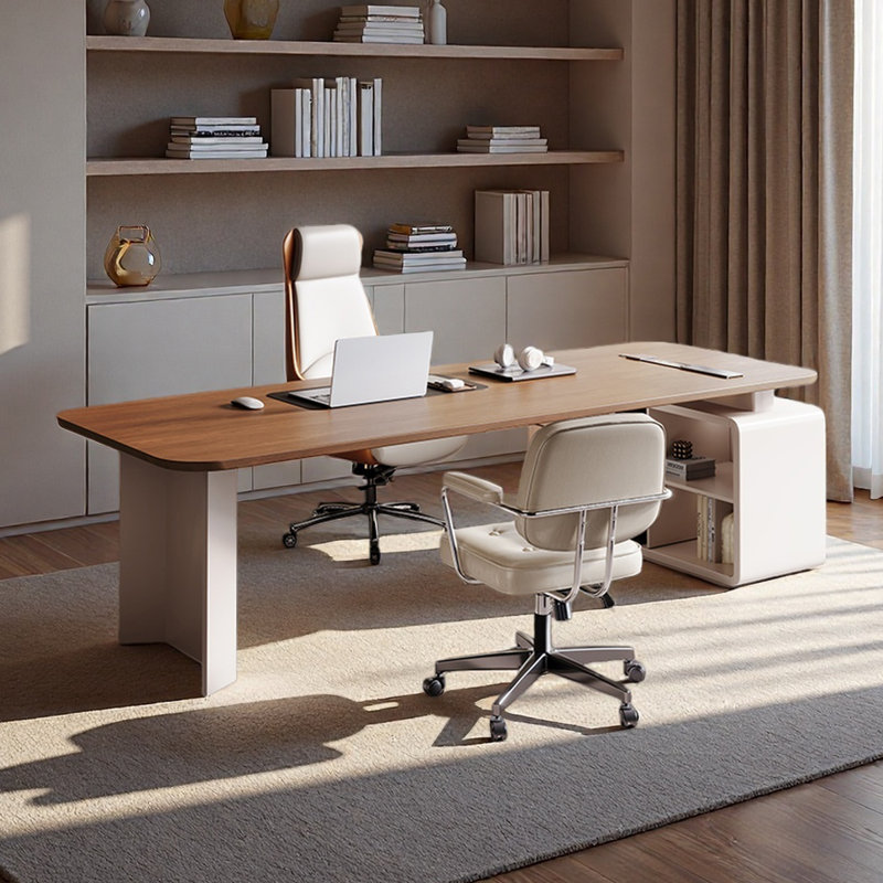 Bureau en bois massif de style crème avec rangement