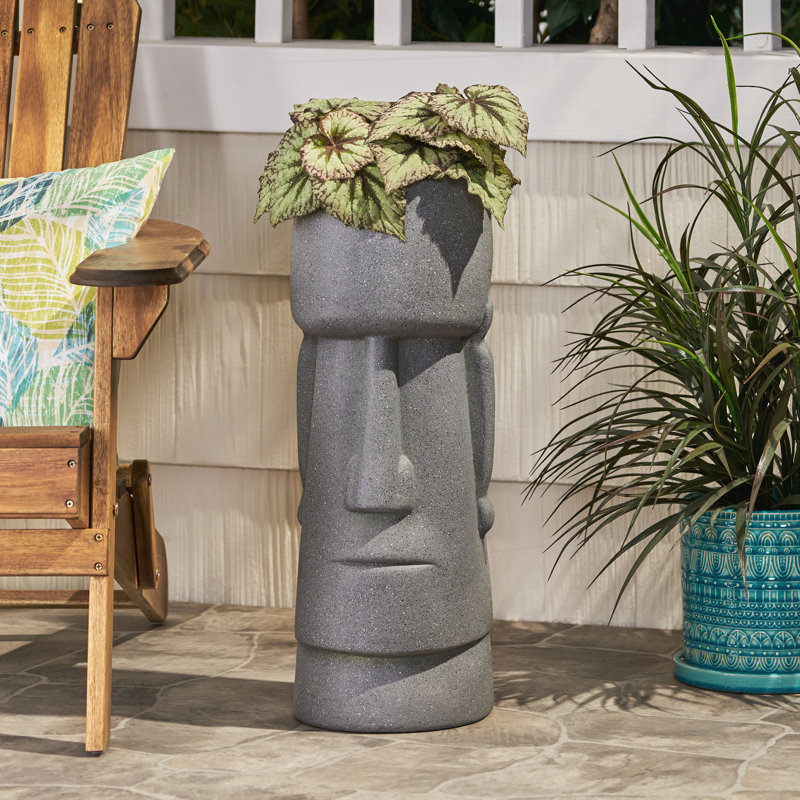 Elegant Flower Planter with Self-Watering System, Perfect for Indoor and Outdoor Gardening Enthusiasts.
