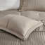 Édredon pour grand lit Charmeuse - taupe 7 pièces, coussin décoratif avec taille facile d'entretien, coussins brodés inclus