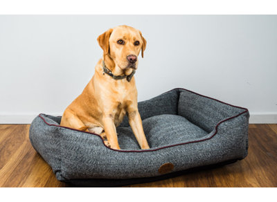 Tweed Pet Bed