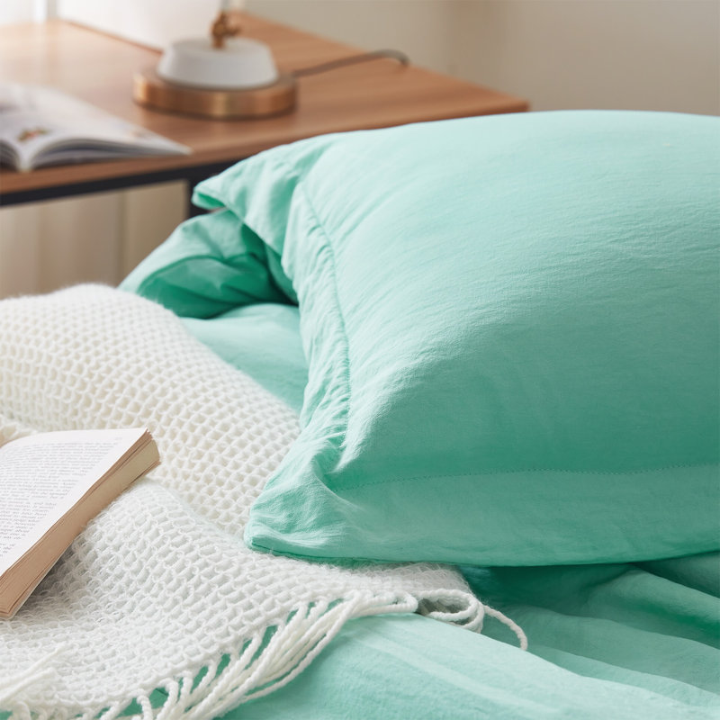 Natural Loft Prewashed Microfiber Duvet Cover Set, King Duver Cover + 2 King Shams, Green