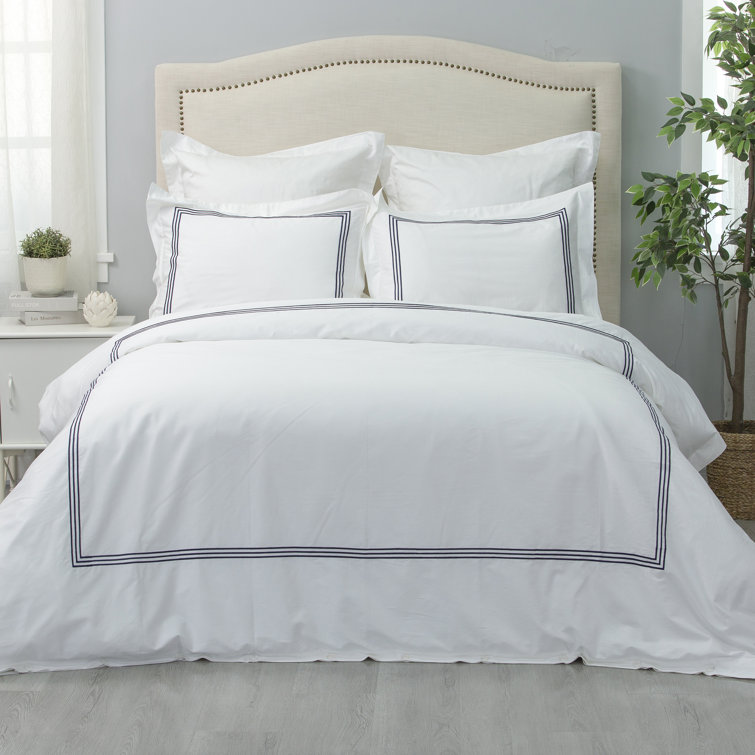 Daking White Standard Cotton Duvet Cover Set