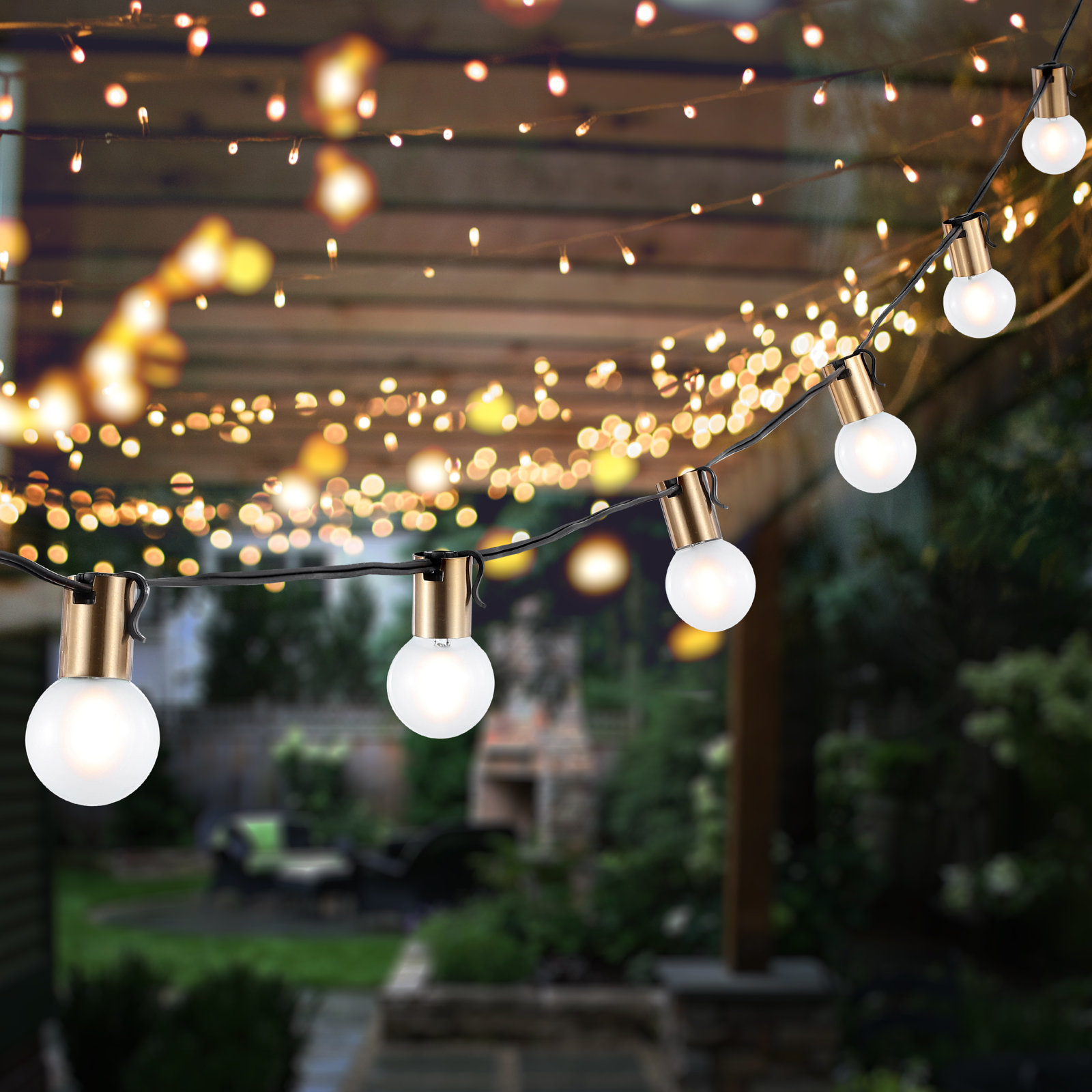 Walling Outdoor LED String Lights