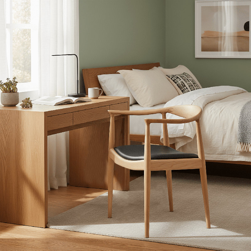 Fauteuil de salle à manger Kennedy en frêne massif recouvert de similicuir beige, Beige, Beige, Bois beige