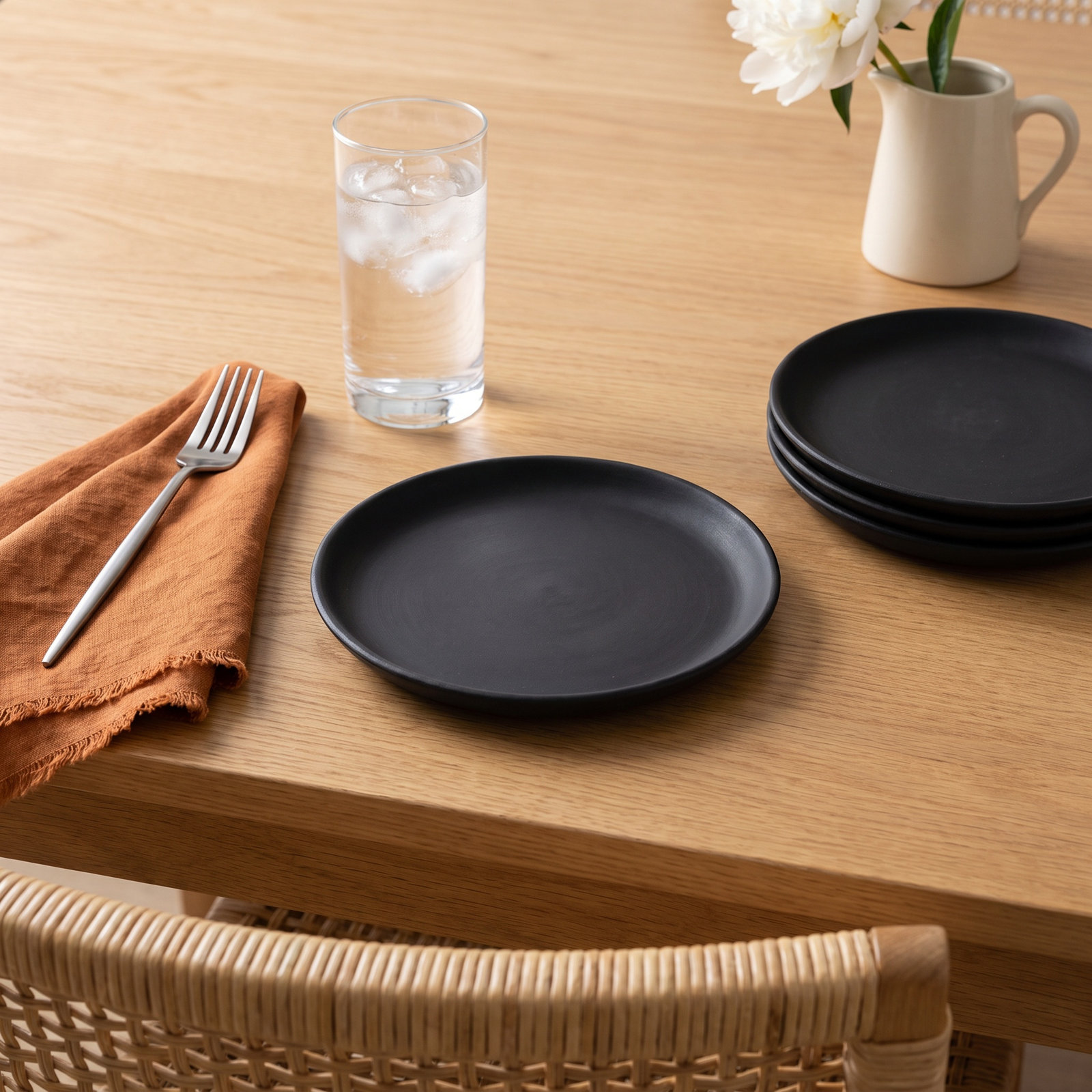 Borgen 8" Salad Plate, Basalt