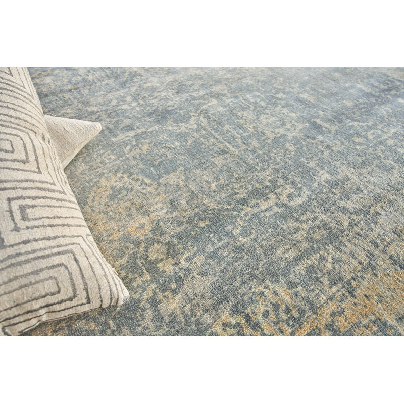 Cassina Oriental Area Rug in Silver, Rectangle 8' x 10'