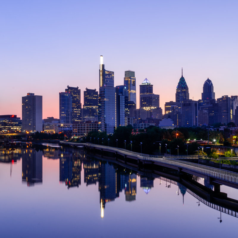 Chuong Philadelphia Skyline par Elliott Lindgren, H 12 po x l 12 po