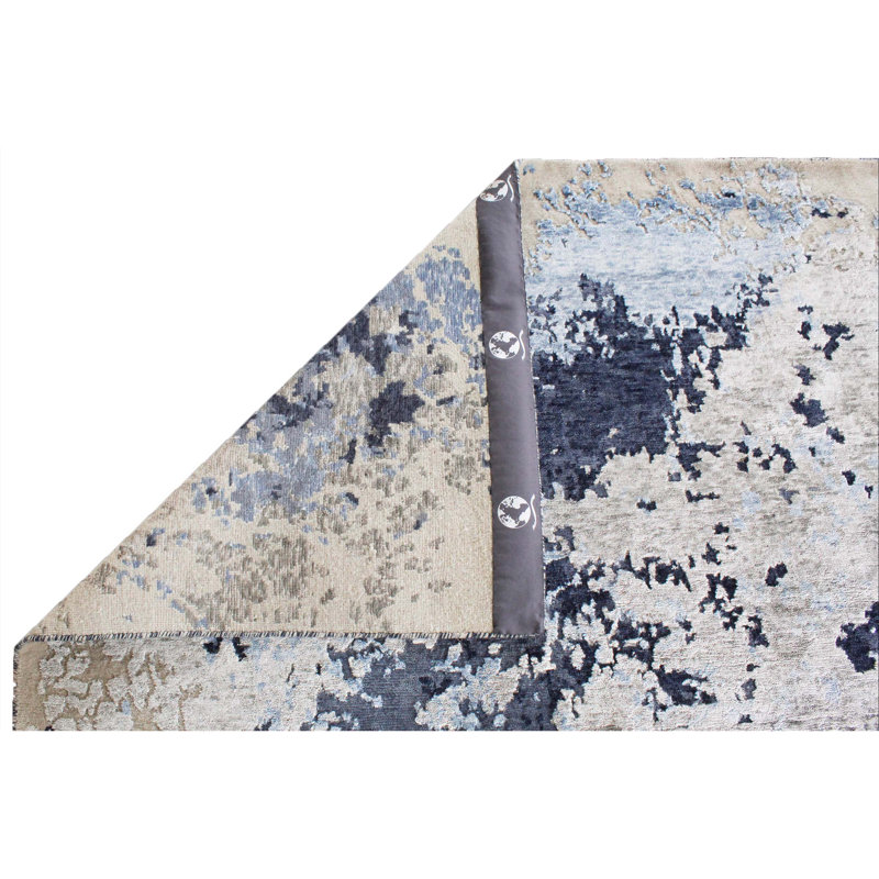 Area Rug in Silver/Blue, Rectangle 10' x 14'