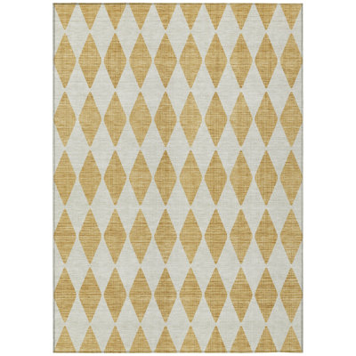 Fayme Washable Geometric Indoor / Outdoor Rug
