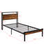 Structure de lit simple en métal avec tête et pied en bois - Utilitaire, sommier non requis, sous rangement, assemblage sans effort, plateforme noire / brune fonctionnelle, exigée, sous option,