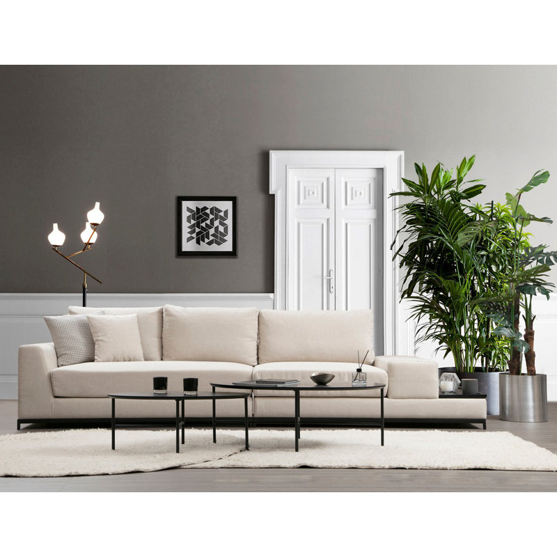 Élégant canapé 4 places, beige uni, 126 x 40 x 33 pouces | Structure en bois de hêtre durable et en carton, tissu 100% polyester, pieds en métal | Coussins en mousse douce et en silicone gris, nettoyables à sec, parfaits pour les décorations hôtelières et industrielles