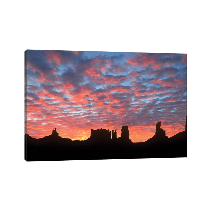 Monument Slhouette by Dennis Frates - Print on Canvas, 30.48cm H x 45.72cm W x 1.91cm D, Wrapped Canvas
